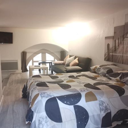 Beau Studio Renove Lumineux , Calme , Wifi Apartment Cahors Exterior photo